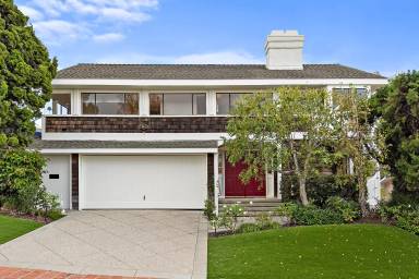 Main picture of 211 W Avenida Valencia