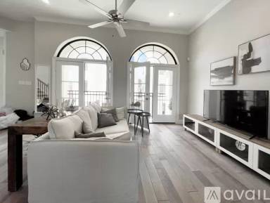 Main picture of 3303 W Greenridge Dr
