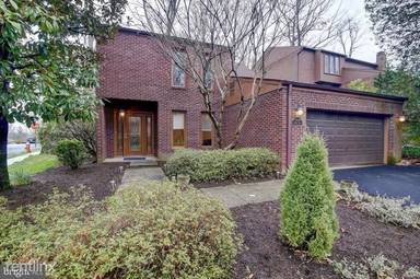 Main picture of 3500 Redwood Ct
