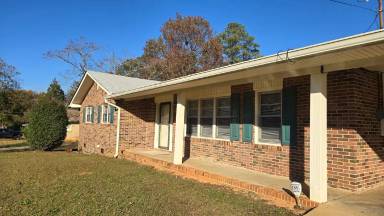 Main picture of 408 Todd Cir