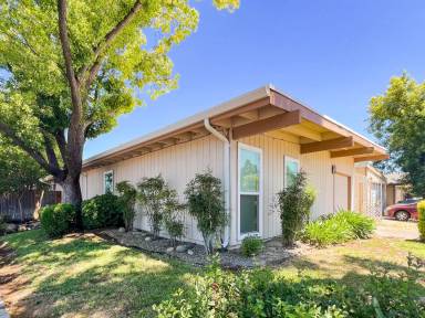 Main picture of 9379 Lujan Dr