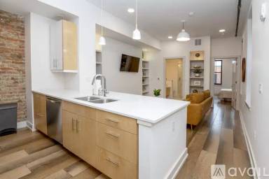 Main picture of 1508 Race St