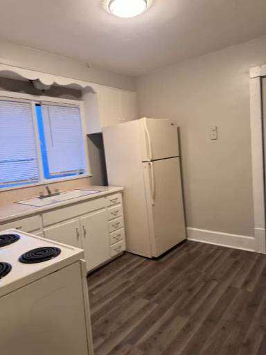 Main picture of 211 S Foster St