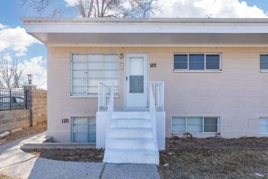 Main picture of 9 S 100 E