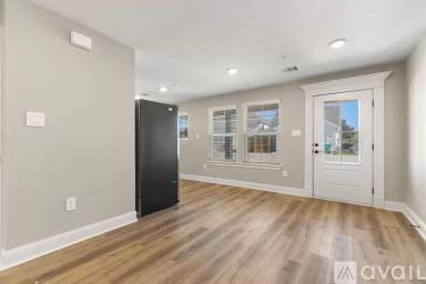 Main picture of 1527 2nd St