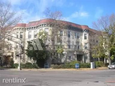Main picture of 1223 Beacon St
