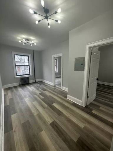 Main picture of 319 Summit Ave