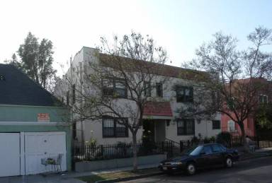 Main picture of 871 N Oxford Ave