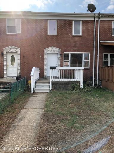 Main picture of 726 Mansfield Rd