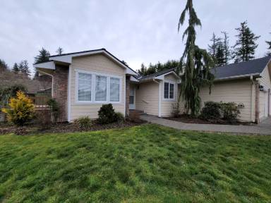 Main picture of 742 Erik Way