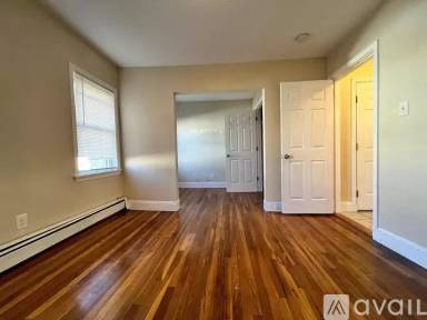 Main picture of 15 Linden Ave