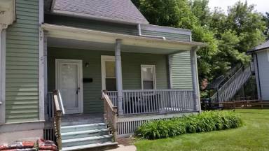 Main picture of 114 Washington St