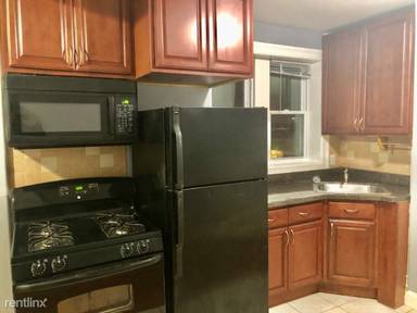 Main picture of 548 Avenue C