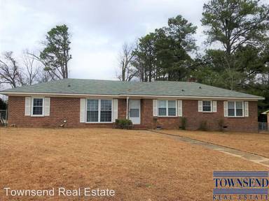 Main picture of 6415 Huntleigh Ct