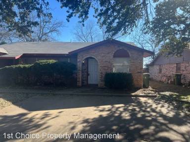 Main picture of 2212 Viewtop Ln