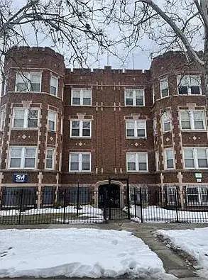 Main picture of 1907 E 78th St