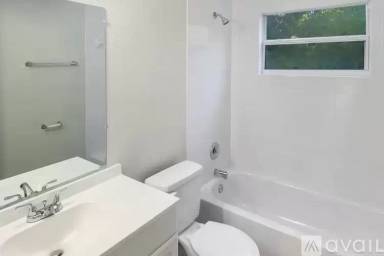 Main picture of 1736 Taylor Lake Pl
