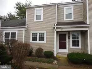 Main picture of 633 Barrington Ct