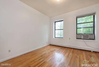 Main picture of 301 East 103rd St