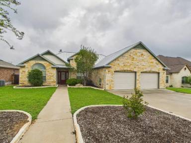Main picture of 204 Dudley Way