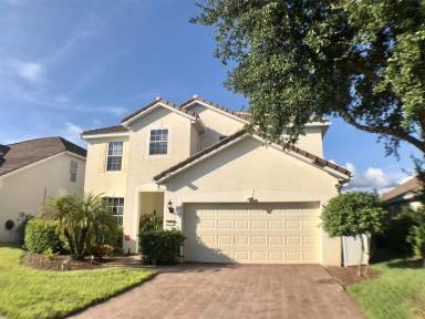 Main picture of 2033 Fairmont Ln