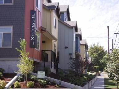 Main picture of 1370 E 19th Ave