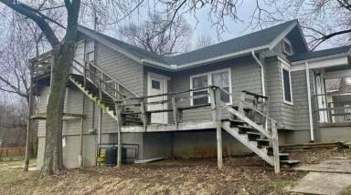 Main picture of 1223 Appleton Ave