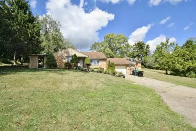 Main picture of 740 McMurray Rd