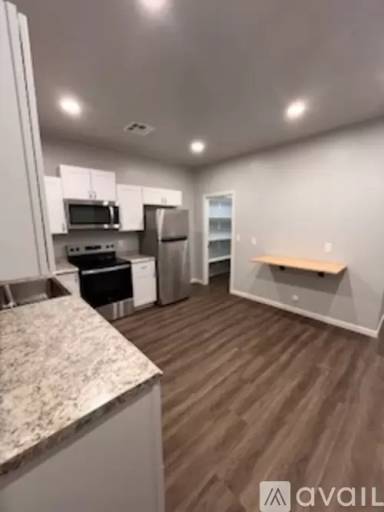 Main picture of 713 W Adobe Dam Dr