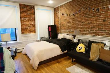 Main picture of 409 Marlborough St