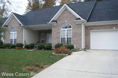 Main picture of 1016 Sentinel Dr