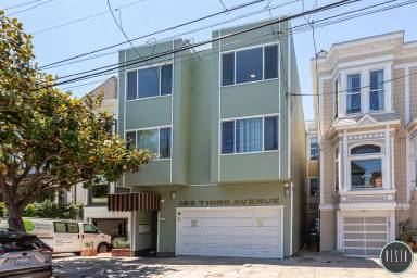 Main picture of 125 3rd Ave