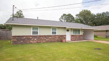 Main picture of 313 Mincheck Rd