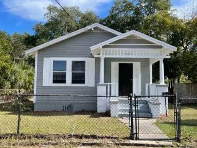 Main picture of 1829 Lambert St
