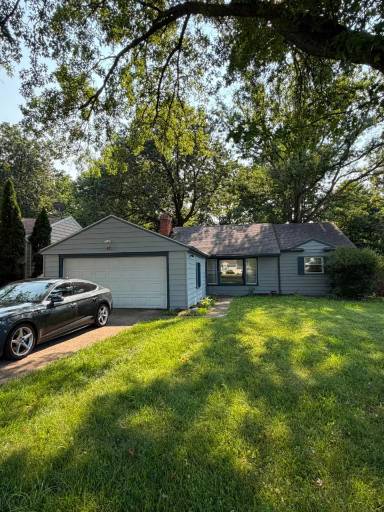 Main picture of 220 Greenvale Rd