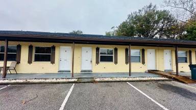 Main picture of 983 Berkley Rd