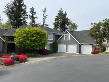 Main picture of 20307 NE 15th Pl