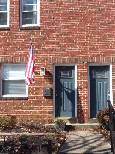Main picture of 131 17th Street Southeast - 2