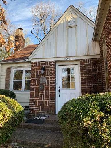 Main picture of 504 E Nettleton Ave