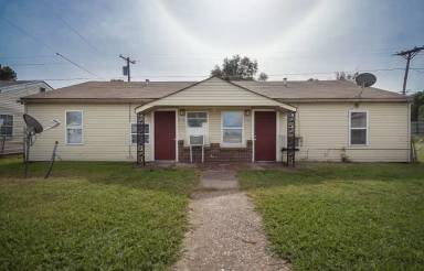 Main picture of 3120 NW Ferris Ave