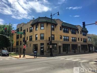 Main picture of 3001-07 W Lawrence Ave & 4746-50 N Sacramento Ave