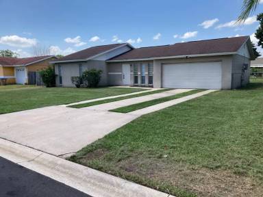 Main picture of 319 La Paz Dr