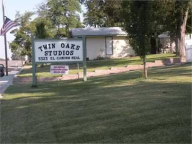 Main picture of Twin Oaks Studios