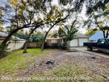 Main picture of 517 Oak St