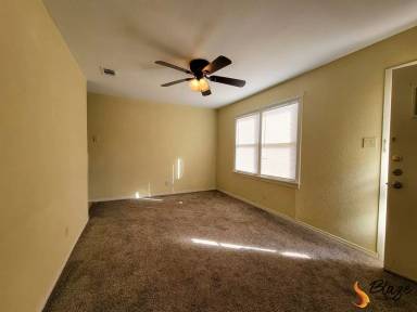 Main picture of 100 20th St