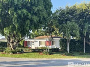 Main picture of 3525 SW 75th Ave