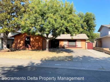 Main picture of 3630 Mulholland Way