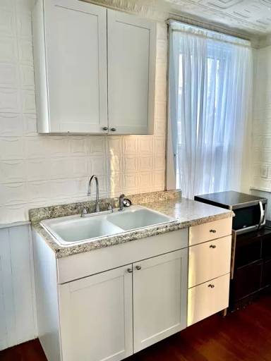Main picture of 427 Prospect St