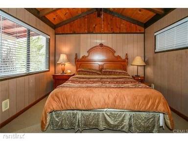 Main picture of 1221 Crags Ln