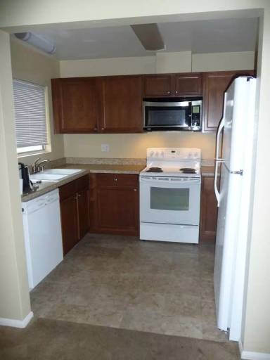 Main picture of 2530 Clairemont Dr